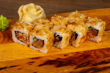 Japon geleneksel rulo somon ile 