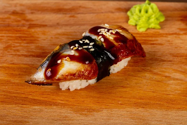 Sushi Tradicional Japonés Con Anguila — Foto de Stock