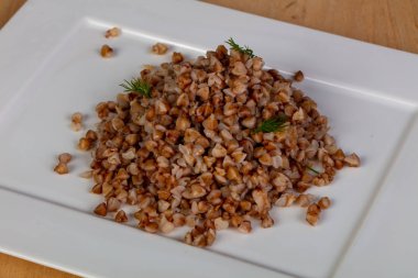 Leziz buğday plaka buğulama