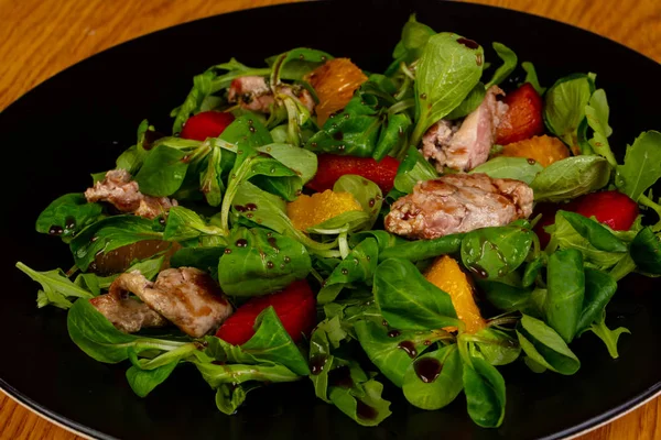 Bıldırcın ve domates salatası