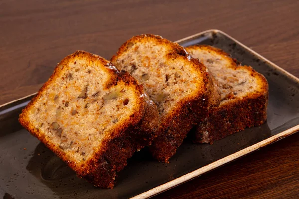 Sünger kek tatlı plaka