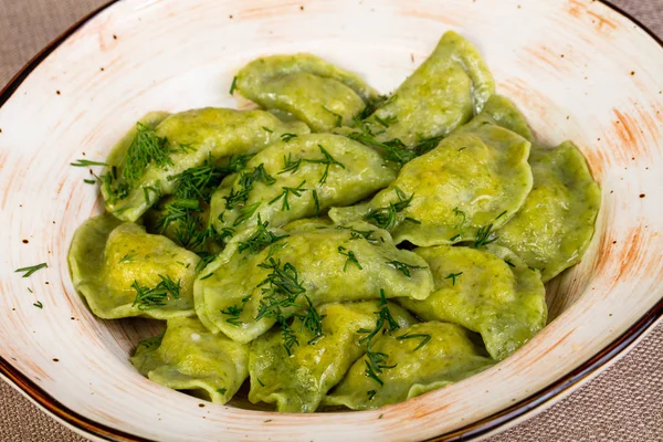 Rus geleneksel köfte otlar hizmet