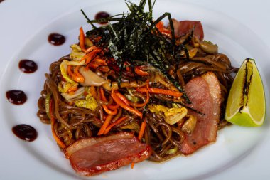 Japon Kamo soba - noodle ile ördek