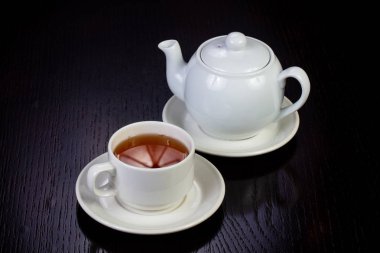 Siyah çay fincan sıcak