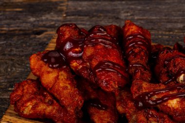 Buffalo kanatları Barbekü soslu tavuk