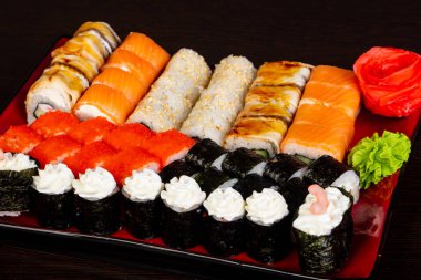 Japon geleneksel rulo ve suşi ayarla