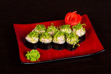 Japon rulo tavuk ve krema ile