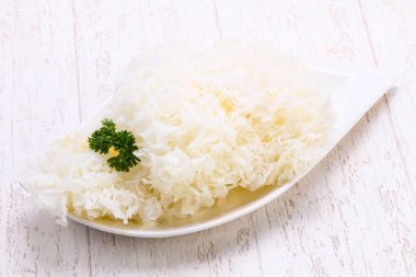 Ahşap mantar kaba aldı