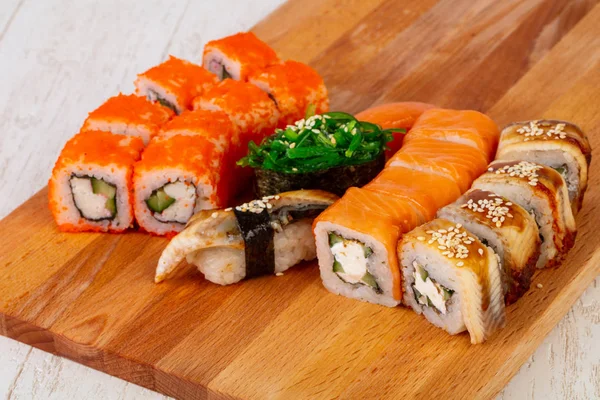 Traditional Sushi Set Salmon Eel — Stock Photo, Image