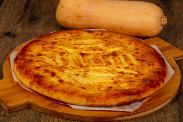 Hausgemachte Traditionelle Leckere Ossetische Torte — Stockfoto