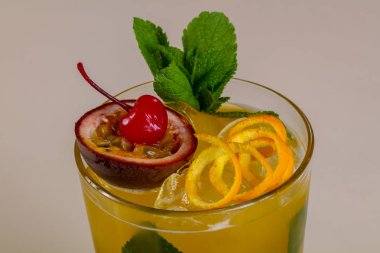 Hawaii bar içki kokteyl