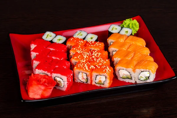 Japanese Traditional Roll Sushi Set — Stock Photo, Image