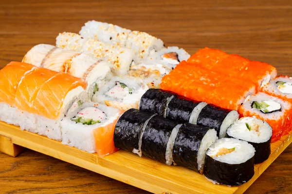 Delicious Eel Sushi Roll Set — Stock Photo, Image