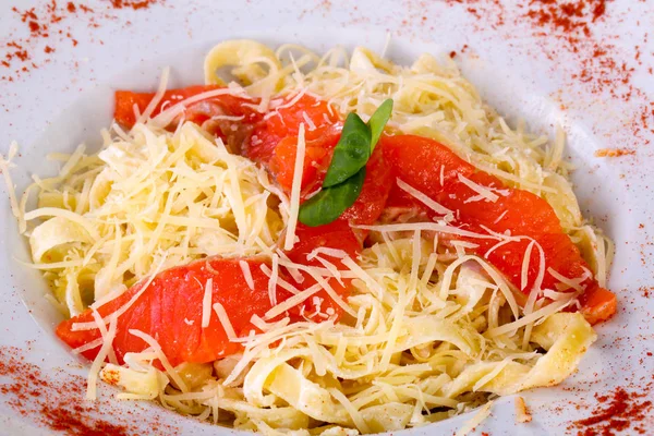 Pasta Con Salmón Queso —  Fotos de Stock