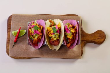 Etli Meksika geleneksel börek