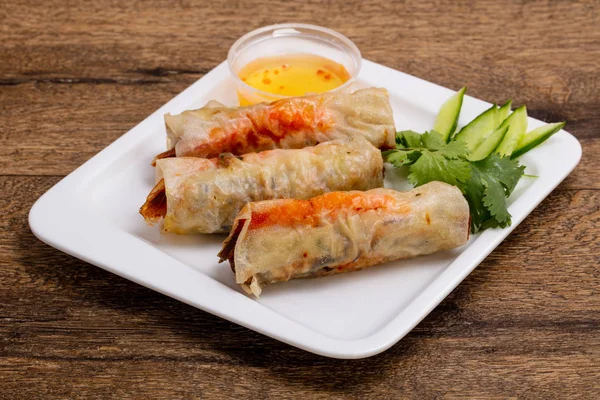 Vietnamese spring roll with prawn