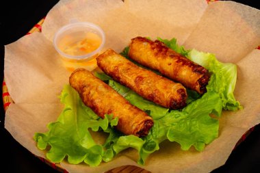 Vietnam mutfağı - Dip bahar rulo kızarmış.