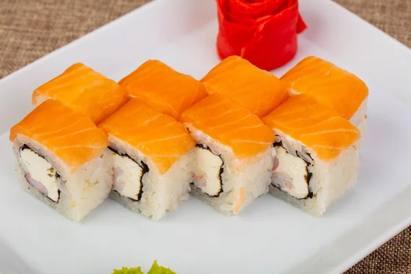 Japanese Cold Traditional Salmon Roll — Stock Photo, Image