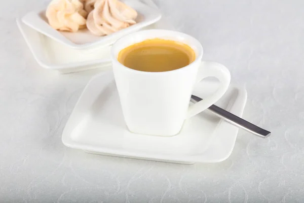 Café Espresso Quente Mesa Branca — Fotografia de Stock
