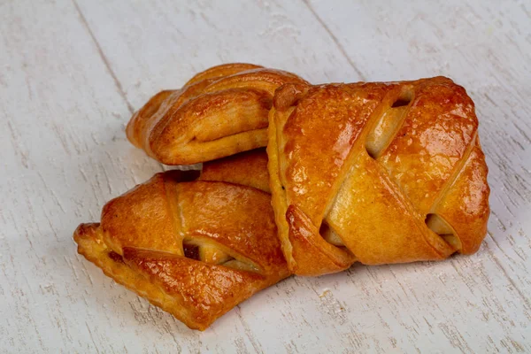 Delicioso Strudel Hojaldre Con Mermelada —  Fotos de Stock