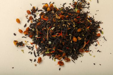 Aroma çay yığın meyve, meyveler ve otlar ile