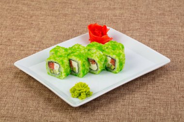 Somon ve salatalık ile