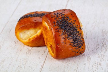 Tatlı tastu topuz reçel ile