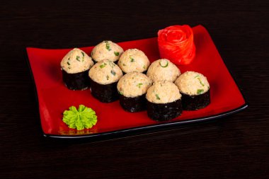 Japon rulo tavuk ve krema ile