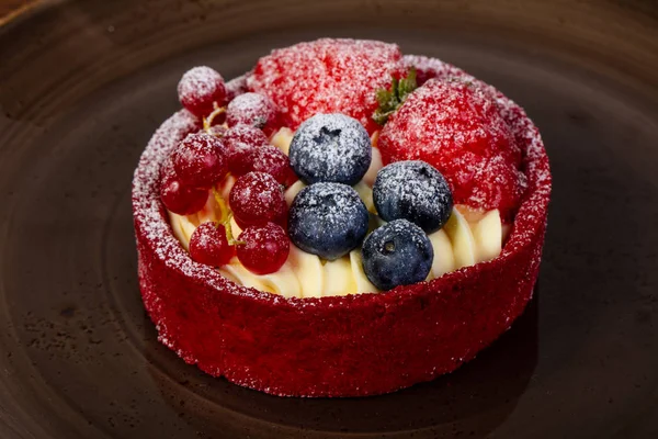 Cake Berries Cream — Stock Photo, Image
