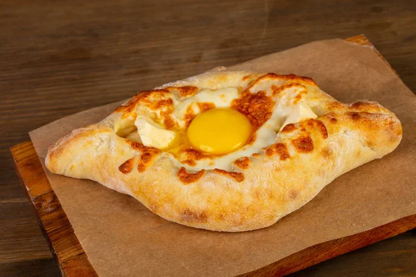 Ajarian Hachapuri Con Queso Huevo —  Fotos de Stock