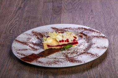 Hizmet çilek nane ile pasta