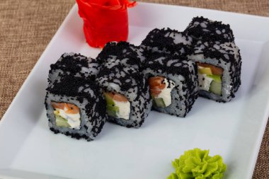 Somon ve salatalık ile