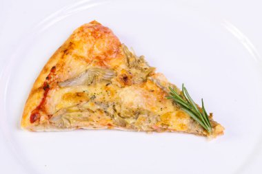 Lezzetli Pizza assortie sosis, mantar ve sebze