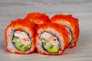 Japonca soğuk et ürünleri ile rulo