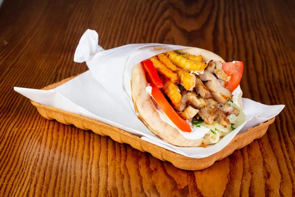 Gyros Con Pollo Pita — Foto de Stock