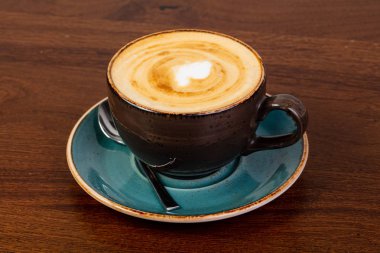 Sıcak cappuccino kahve kremalı