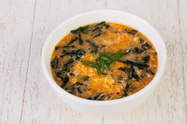 Korece Kimchi çorbası lahana ile