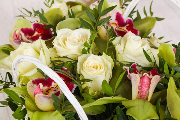 Fresh Roses Bouquet Other Flowers — Stock Photo, Image
