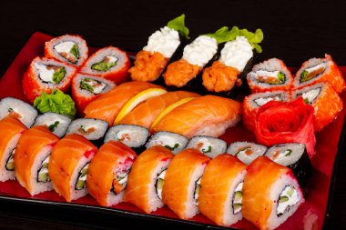 Japon geleneksel rulo ve suşi ayarla