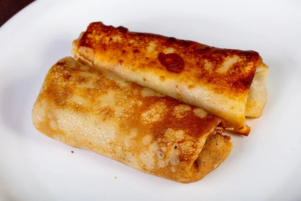 Gevulde Pannenkoeken Met Vlees Rolde — Stockfoto