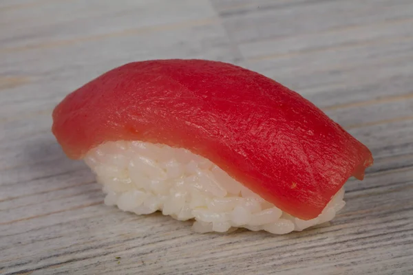 Sushi Freddo Giapponese Con Tonno — Foto Stock