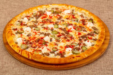Pizza mix assortie et ve peynir ile