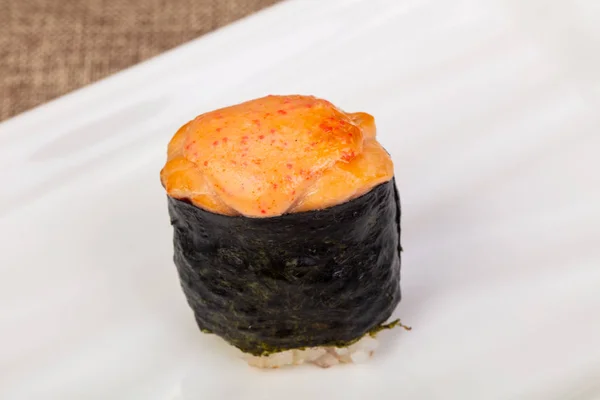 Pikantní Gunkan Sushi Omáčkou — Stock fotografie
