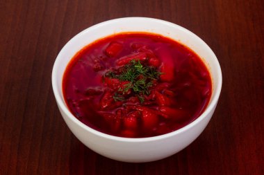 Rus geleneksel borsch etli