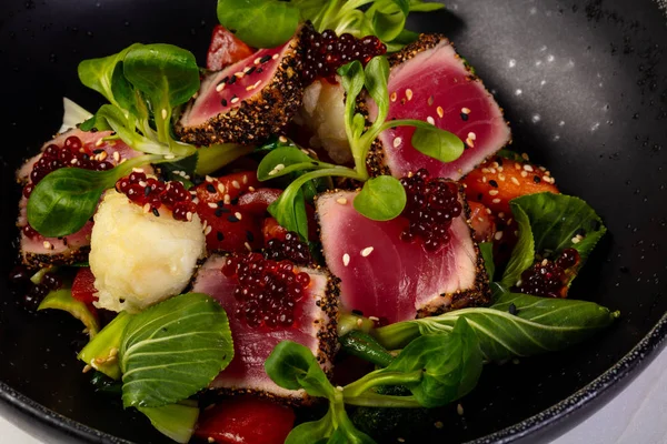 Salade Thon Grillé Caviar — Photo