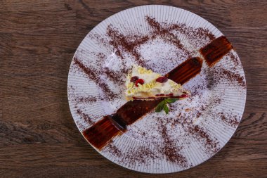 Hizmet çilek nane ile pasta