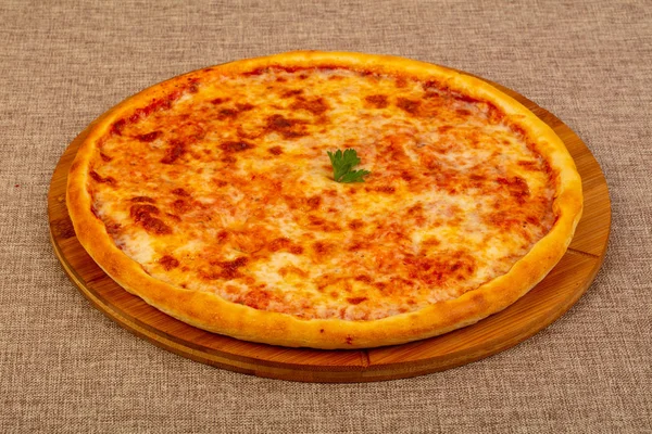 Pizza Vier Käse Über Hölzernem Hintergrund — Stockfoto