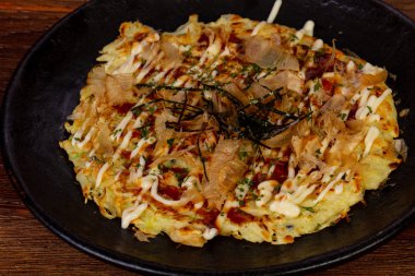 Deniz ürünleri ve balık Japon pizza