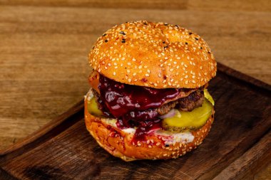 Lezzetli burger et ve peynir