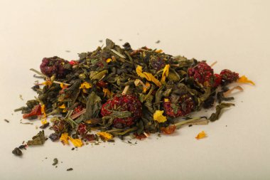 Aroma çay yığın meyve, meyveler ve otlar ile